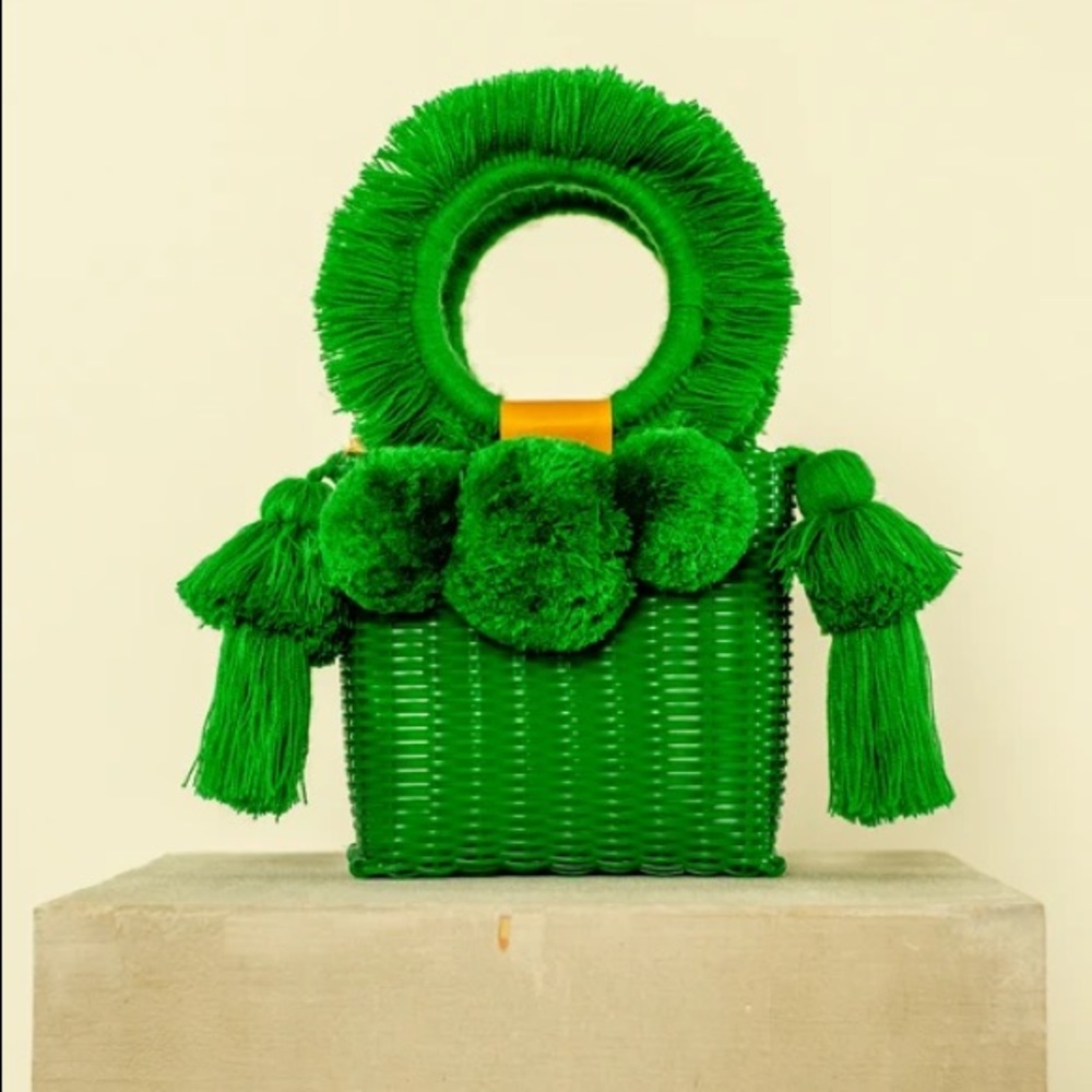 Alma Weaving Souls: Tonati Almita Bag, green. New With Tags, never used.